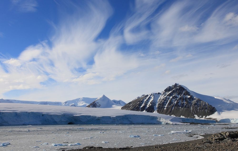 antarctica-landform-shutterstock.jpg