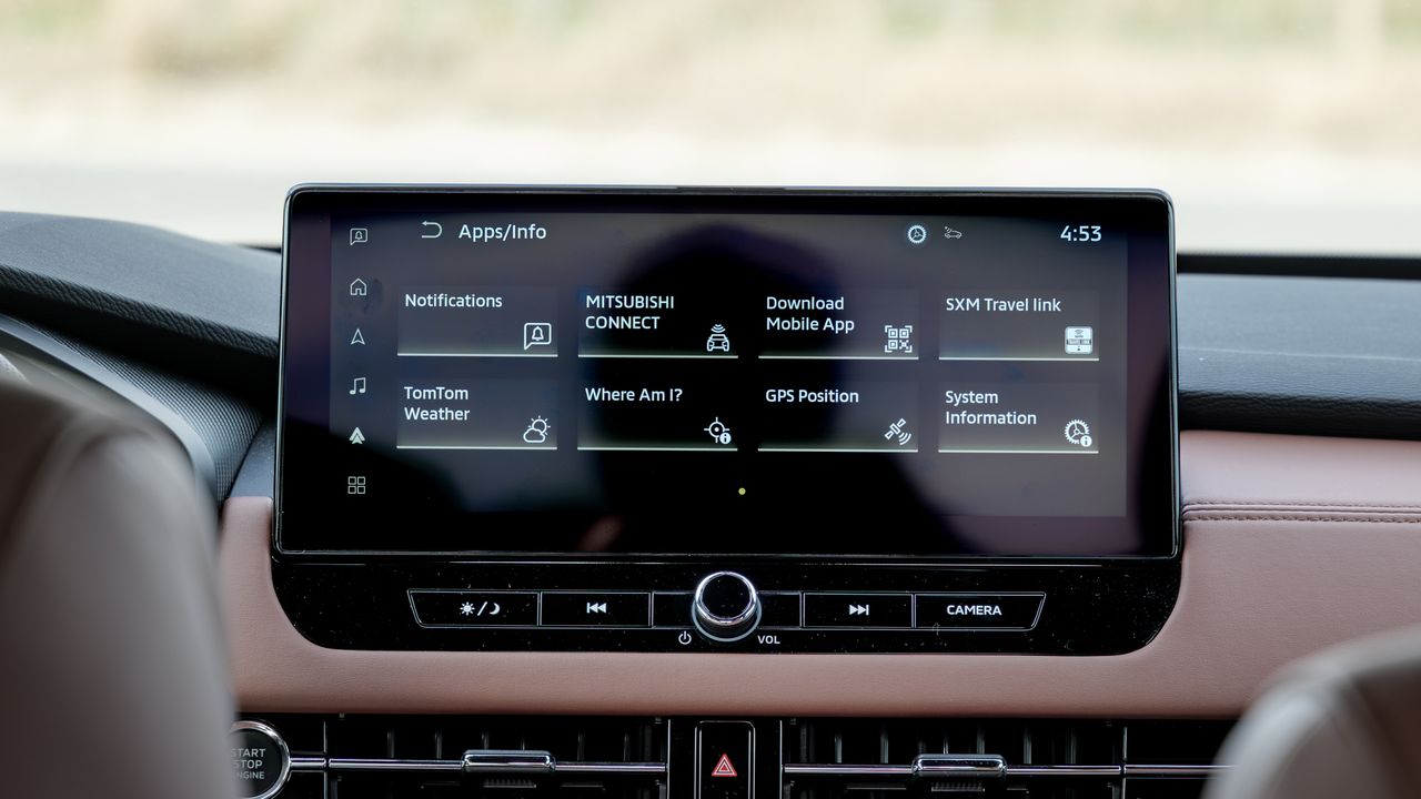 2026 Mitsubishi Outlander test drive.