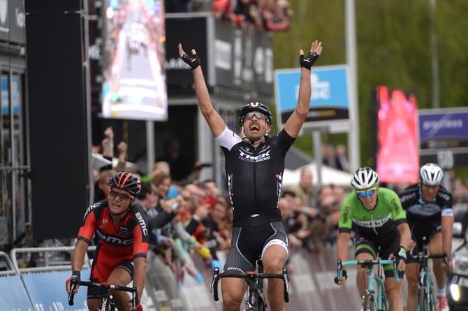 Ronde van Vlaanderen tilte number three for Fabian Cancellara (Trek)