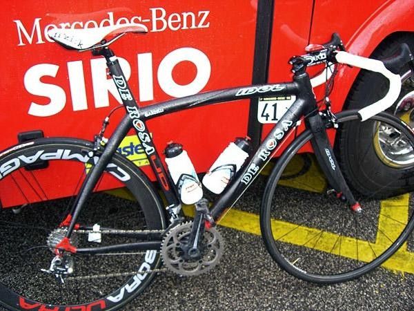 Stefano Garzelli's custom-made DeRosa Idol UD Prototype.