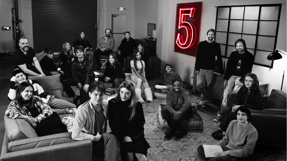 A cast photo of the writers and stars of Stranger Things season 5.