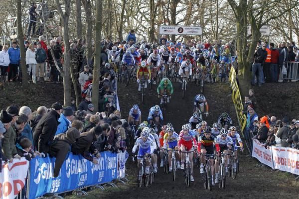 The early laps were a traffic jam
