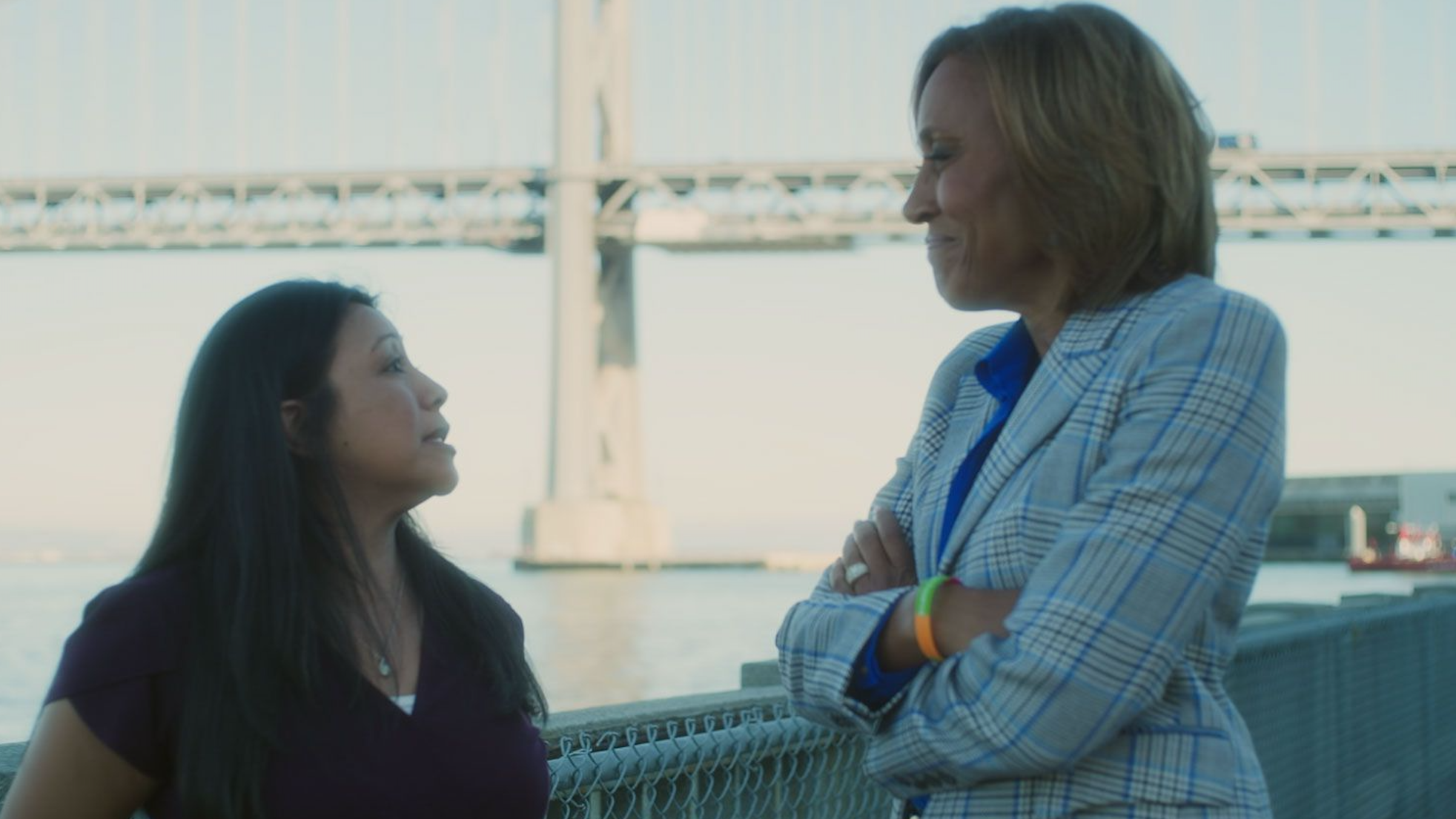 Robin Roberts (right) hosts all three episodes of "Murder Has Two Faces"