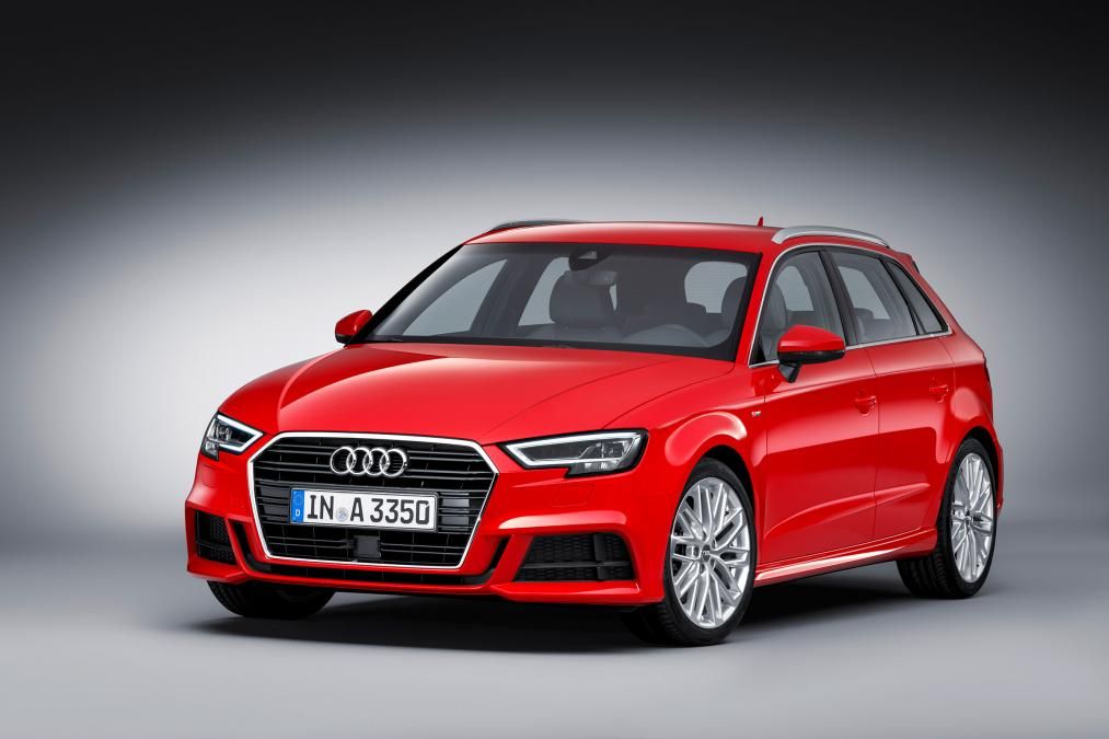 Audi A3 2016.jpg