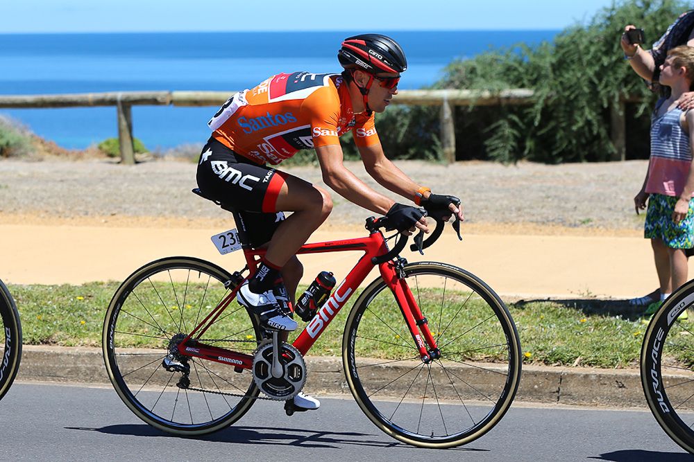 Richie Porte in the ochre jersey.