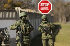 A Ukrainian soldier is the first casualty in the war for Crimea