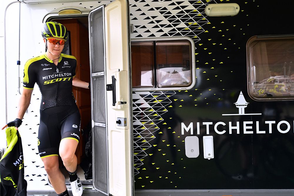 OVO Enery Women's Tour stage 1 start