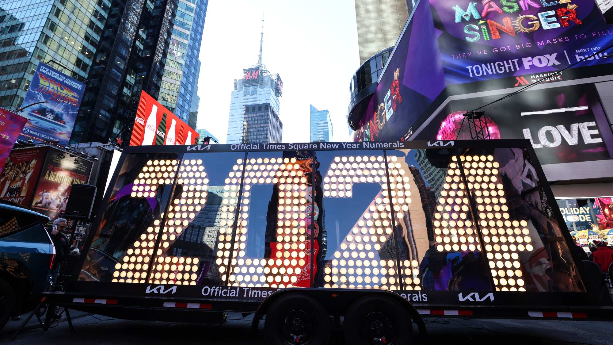 How to watch 2024 New Year's Eve ball drop live online…