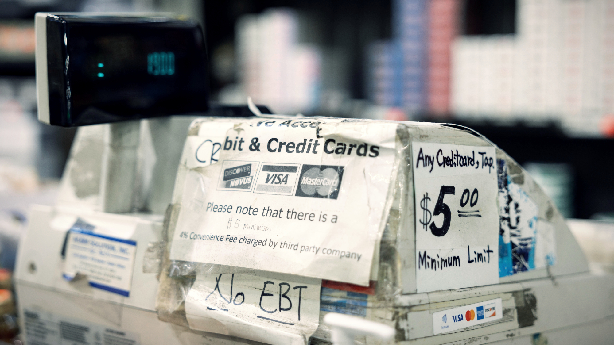 Visa y Mastercard acuerdan reducir las tarifas por deslizamiento