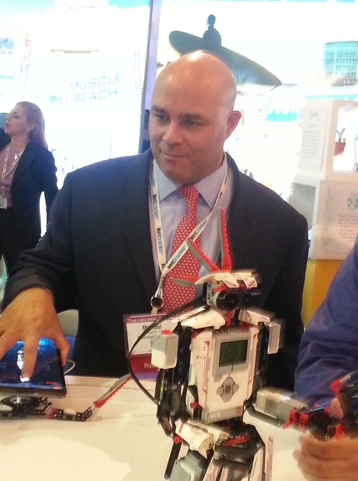 2014 Los Angeles Michael Powell playing games in IoT demo