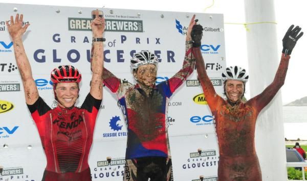 Women's Podium (L to R) Amanda Carey (Kenda) 2nd, Natasha Elliot (Garneau Club Chaussure Ogilvy) 1st, Lyne Bessette (October Factory Racing) 3rd