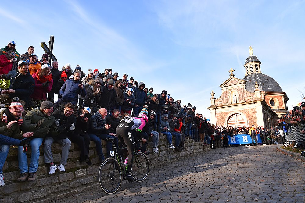 Sep Vanmarcke attacks at Omloop Het Nieuwsblad