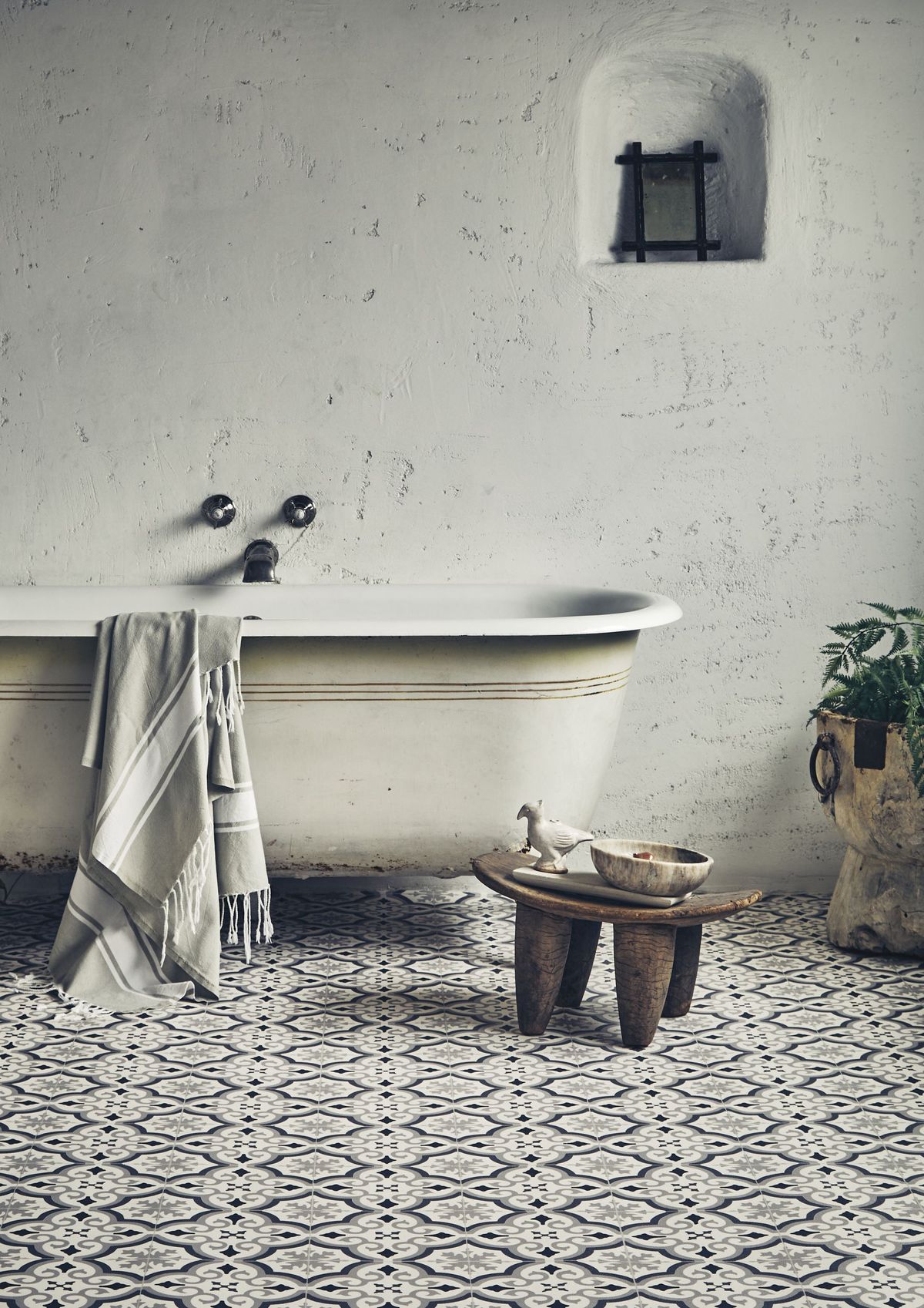 How To Choose The Best Non-Slip Bathroom Floor Materials