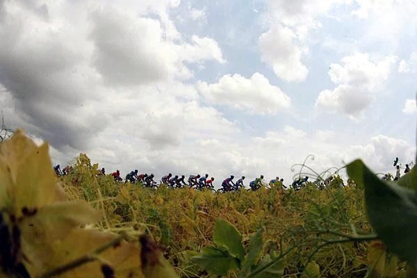 Le Tour rolls on