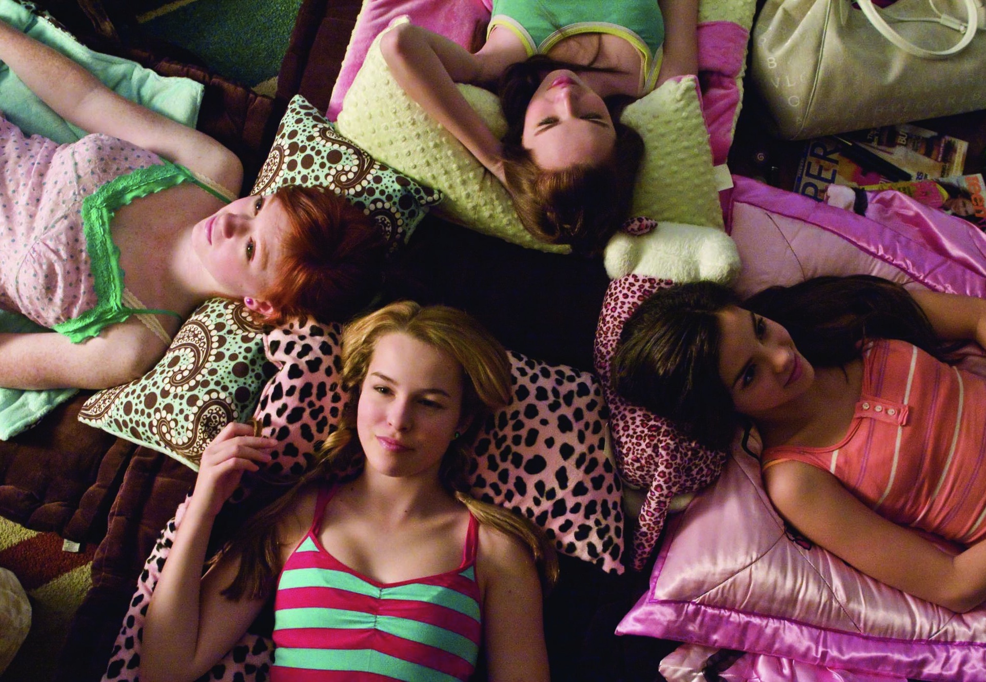 still from the clique 2008 movie