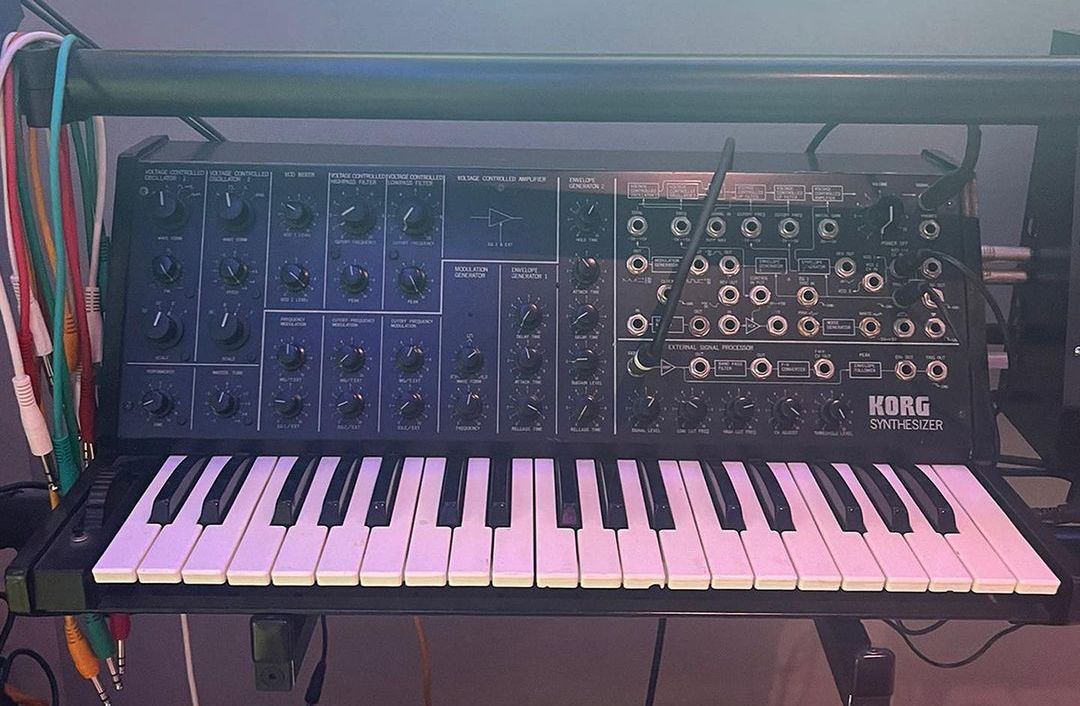 Jon Hopkins spent 4 months perfecting the synth riff for Open Eye Signal on a 1979 Korg MS-20: “So much effort into trying to make something sound effortless”