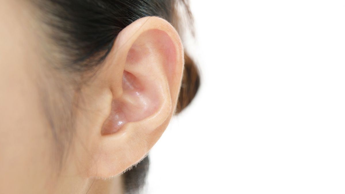 Close-up photo of a woman&#039;s ear