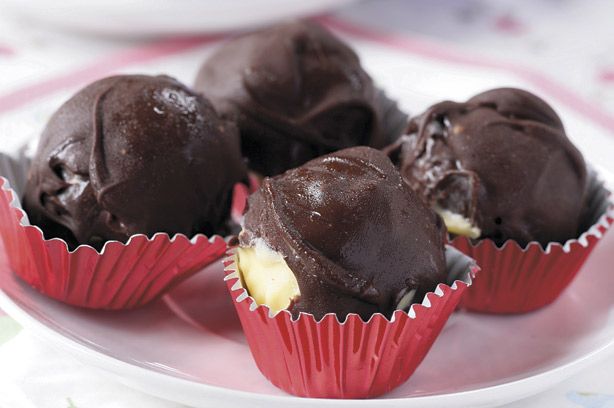 17 no-bake Christmas recipes for kids | GoodtoKnow