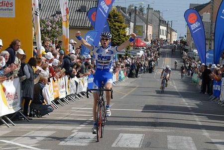 Sander Armee (Beveren 2000 / Quick Step) wins his second stage of the Tour de Bretagne. Photo &copy;: Fabrice Lambert/www.tourdebretagne.fr