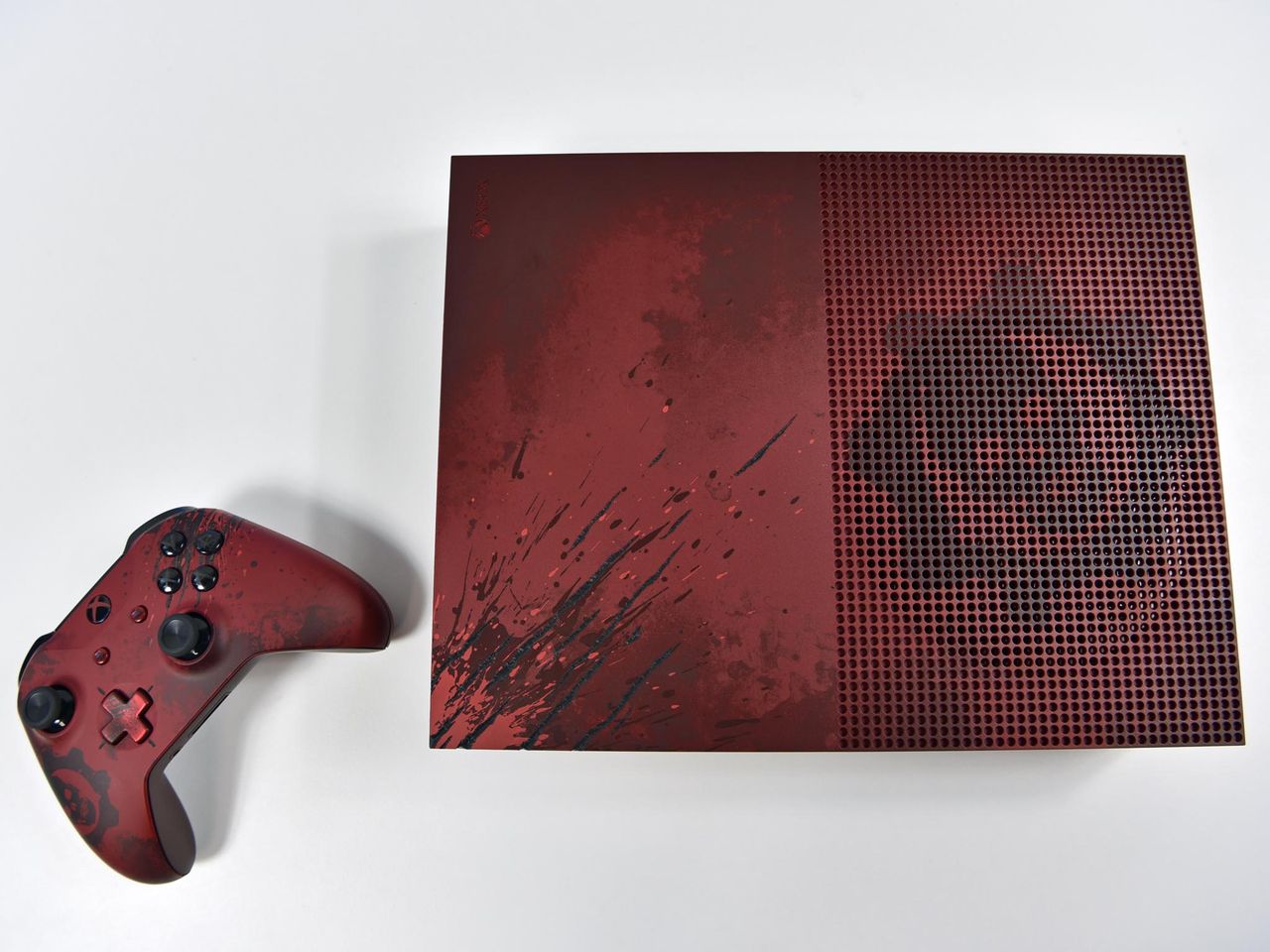 Gears of War 4 Xbox One S Limited Edition console