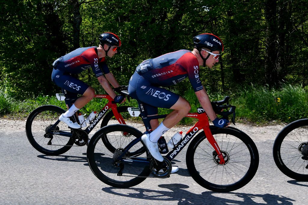 OULENSSOUSECHALLENS SWITZERLAND APRIL 28 LR Magnus Sheffield of United States and Ethan Hayter of United Kingdom and Team INEOS Grenadiers compete during the 75th Tour De Romandie 2022 Stage 2 a 1682km stage from challens to challens TDR2022 on April 28 2022 in OulenssousEchallens Switzerland Photo by Dario BelingheriGetty Images