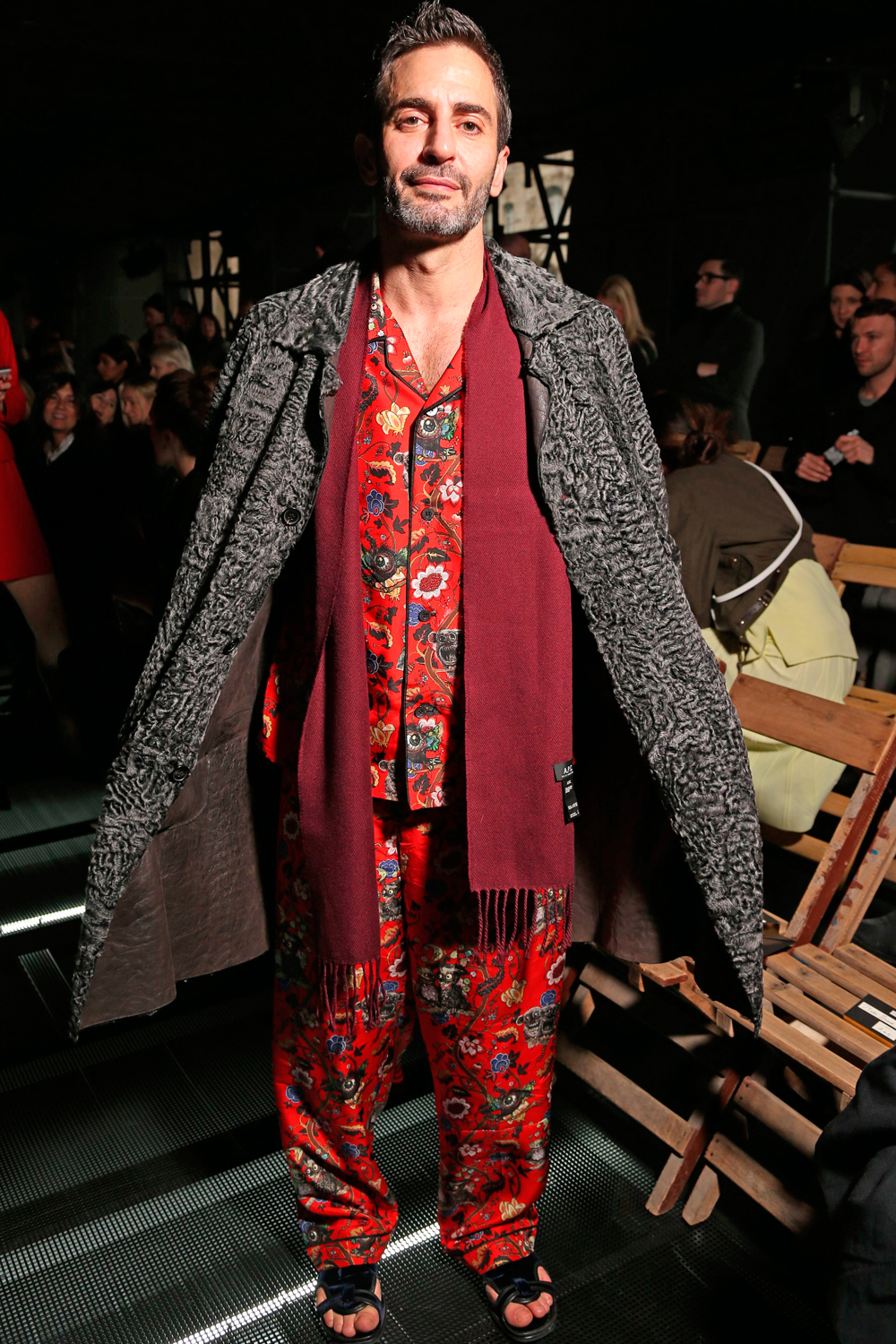 Designer Marc Jacobs leaves Louis Vuitton