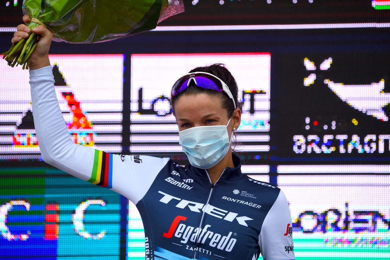 Lizzie Deignan wins GP de Plouay