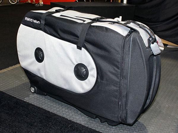Empty weight on Biknd's new Helium travel case is under 9kg (19.8lb) so you can fit more inside while still staying within airline weight restrictions.