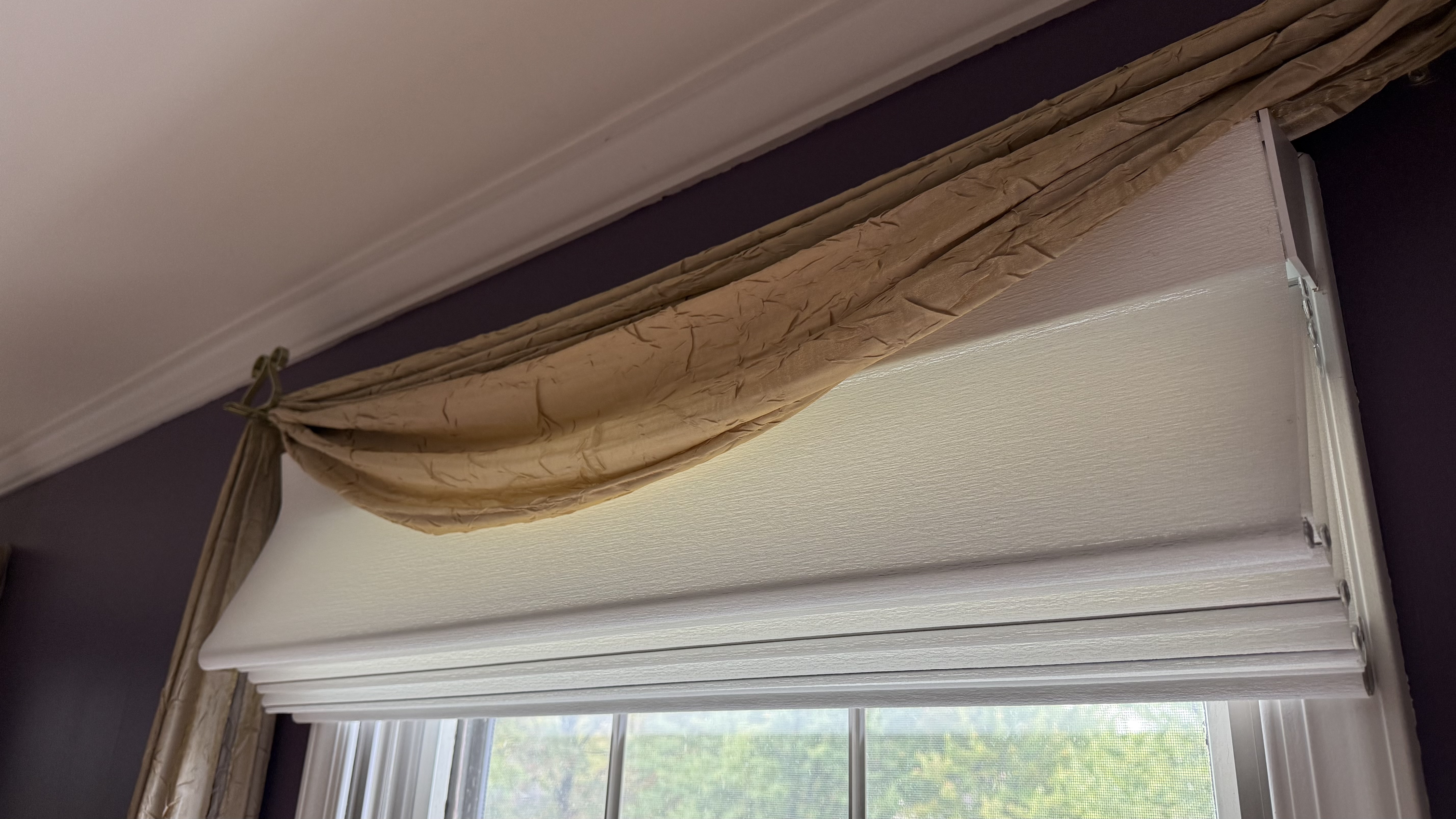 A variety of images showing WEFFORT Smart Shades