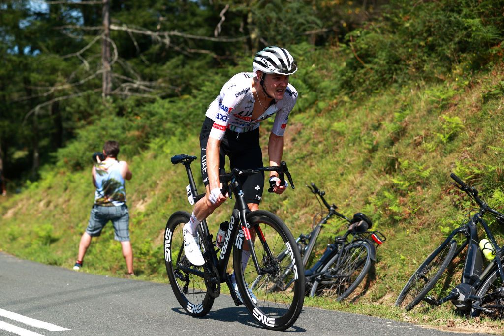 SAN SEBASTIAN SPAIN AUGUST 10 Pavel Sivakov of Russia and UAE Team Emirates competes in the breakaway during the 44th Donostia San Sebastian Klasikoa 2024 a 236km one day race from San Sebastian to San Sebastian UCIWT on August 10 2024 in San Sebastian Spain Photo by Gonzalo Arroyo MorenoGetty Images