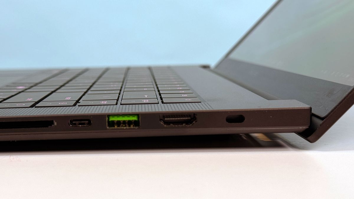 Razer Blade 16