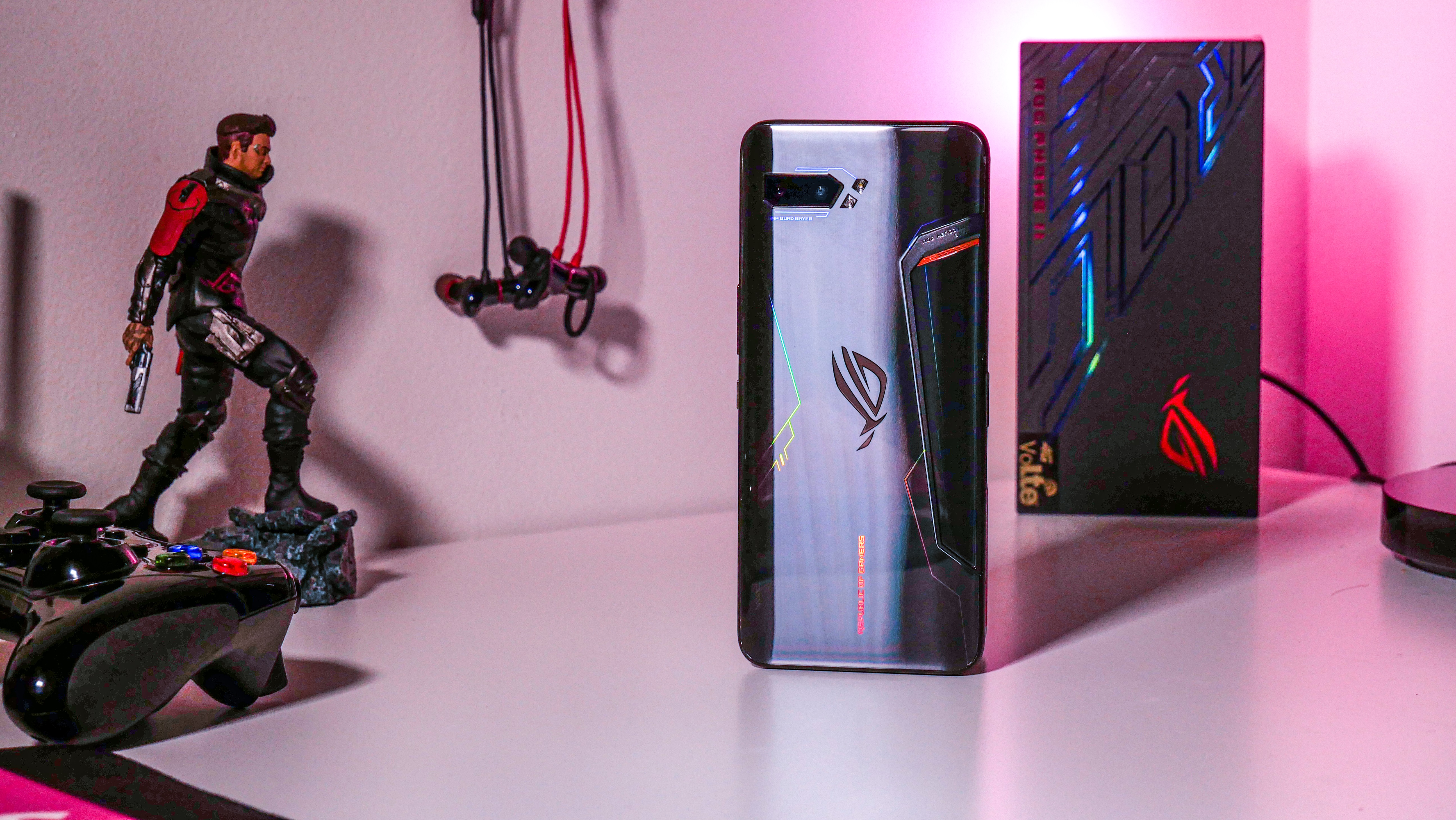 Asus ROG Phone 8/8 Pro review: Display, battery life, charging speed,  speakers