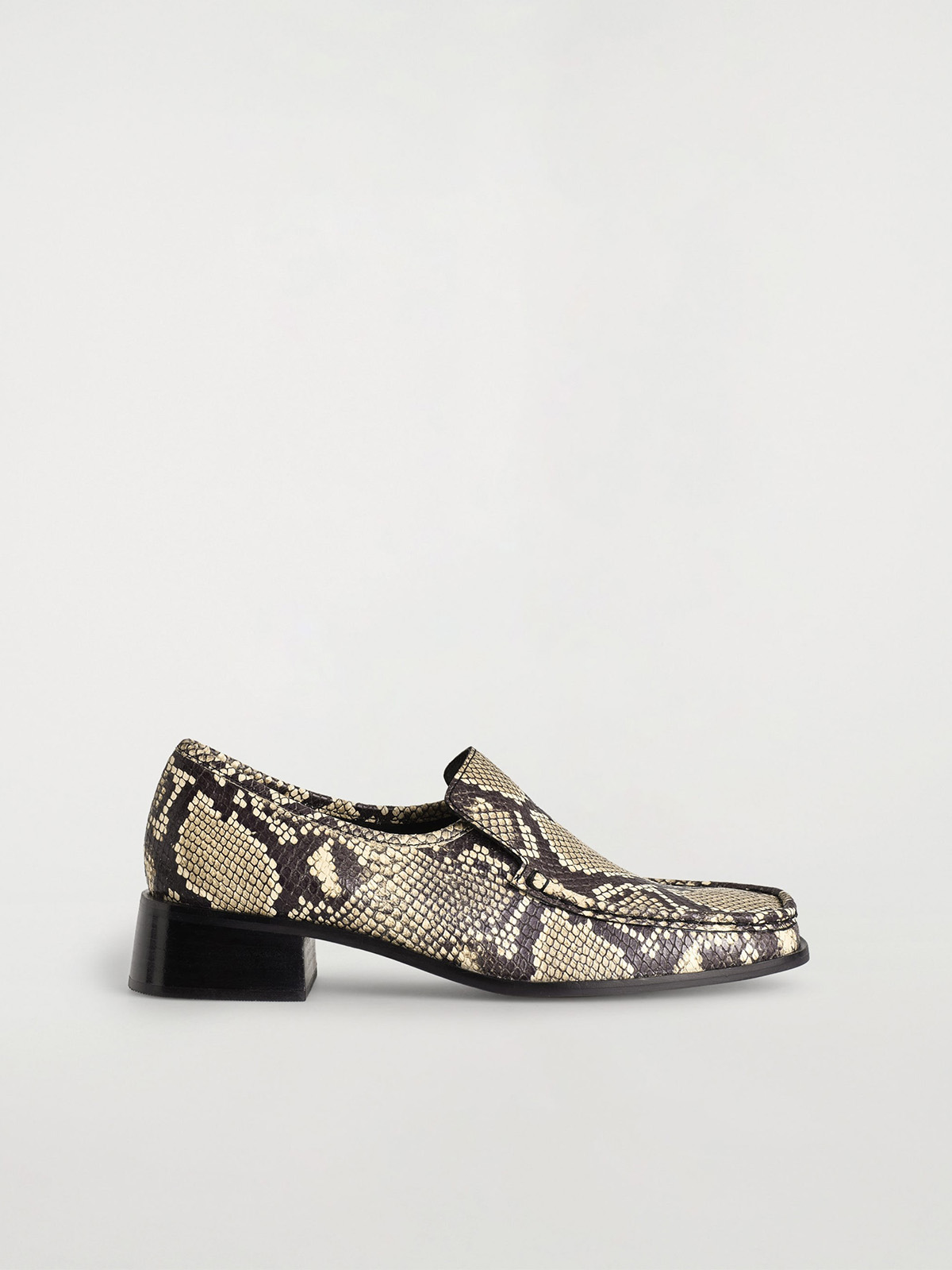 Square-Toe Leather Heel Loafers