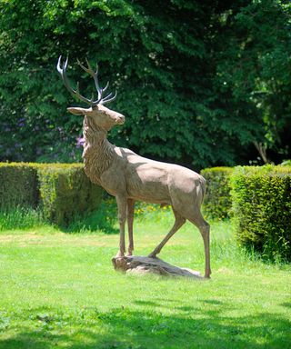 deer garden ornament