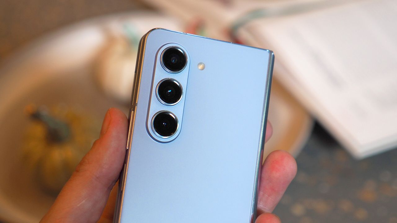 Samsung Galaxy Z Fold 5