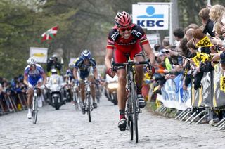 Alessandro Ballan (BMC) goes in pursuit of Gilbert of the Bosberg