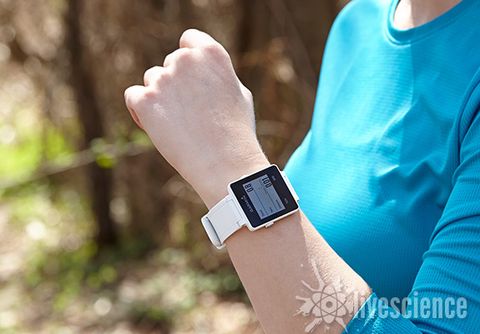 garmin vivoactive 3 music vs fossil gen 4