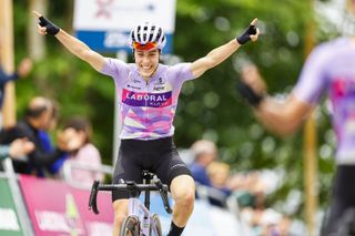 Tour Féminin des Pyrénées: Usoa Ostolaza solos to stage 2 victory atop Col d'Aubisque