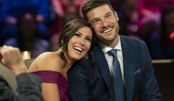 Bachelor And Bachelorette Couples: Who Actually Got A Happy Ending ...