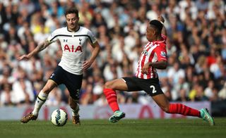 Ryan Mason in action for Tottenham against Southampton in 2014.