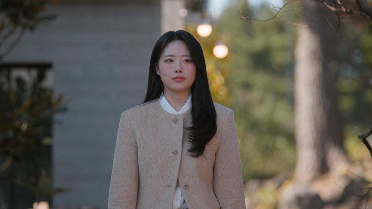 Contestant Lee Han-ju from Netflix's 'Better Late Than Single' season 2.