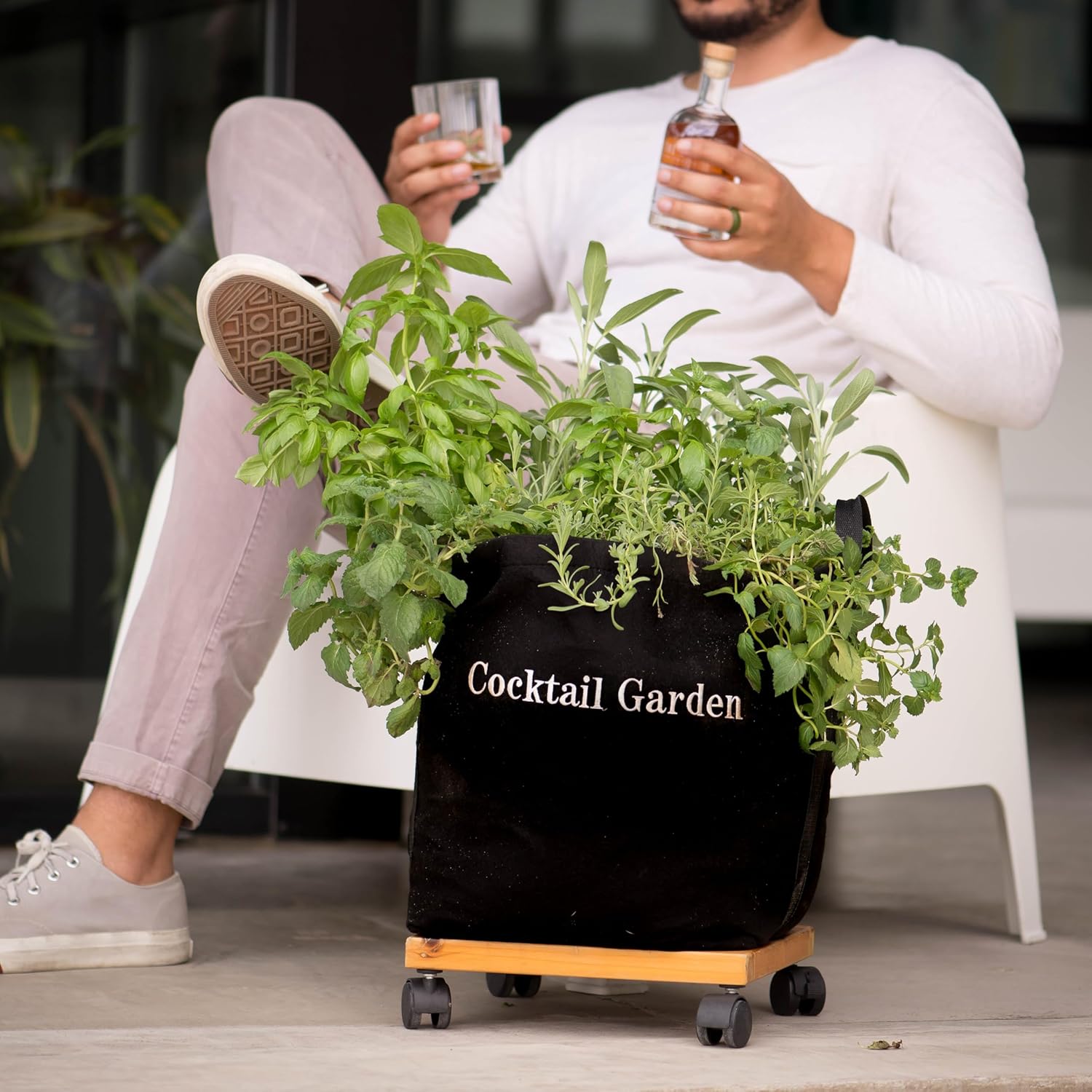 Gardenuity Cocktail Garden Kit &amp;ndash; Fully Rooted Live Plants (no Seeds), All-In-One 1 Sq Ft Outdoor Container Garden, Includes Grow Bag, Customized Soil &amp;amp; Nutrients, Ideal for Patios &amp;amp; Balconies