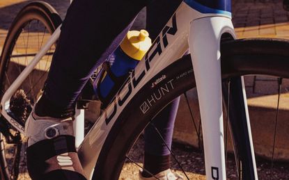 The Hunt 34 Aero Wide Disc SL wheel mounted on a Dolan bike