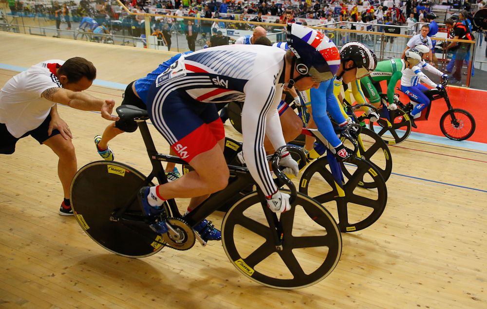 getting ready for the Keirin final