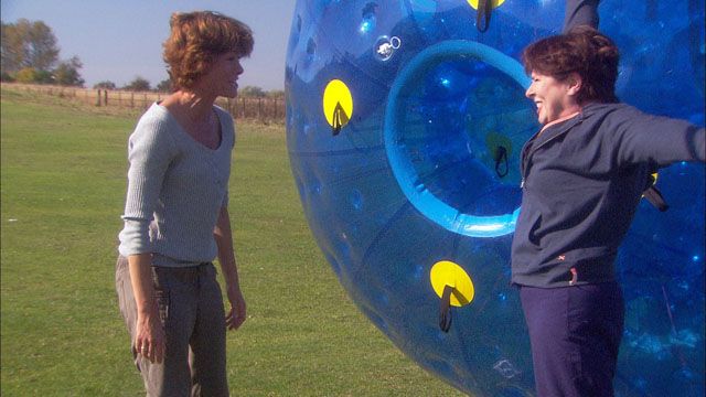 Elaine and Karen go zorbing!