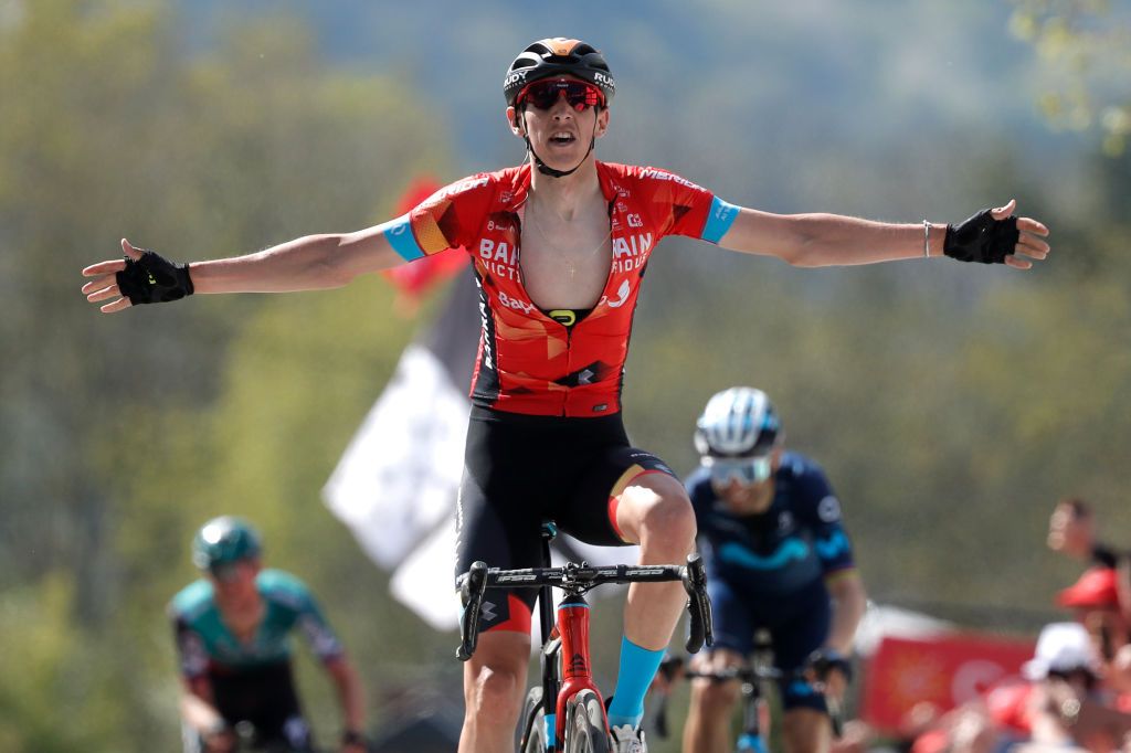 HUY BELGIUM APRIL 20 Dylan Teuns of Belgium and Team Bahrain Victorious celebrates at finish line as race winner ahead of Alejandro Valverde Belmonte of Spain and Movistar Team during the 86th La Flche Wallonne 2022 Mens Elite a 2011km one day race from Blegny to Mur de Huy 204m WorldTour FlecheWallonne on April 20 2022 in Huy Belgium Photo by Bas CzerwinskiGetty Images