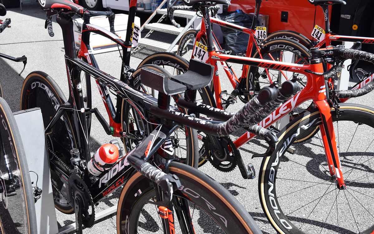 Lotto Soudal's Tomasz Marczynski looks to be racing on a similar WattShop seetup to Adam Yates