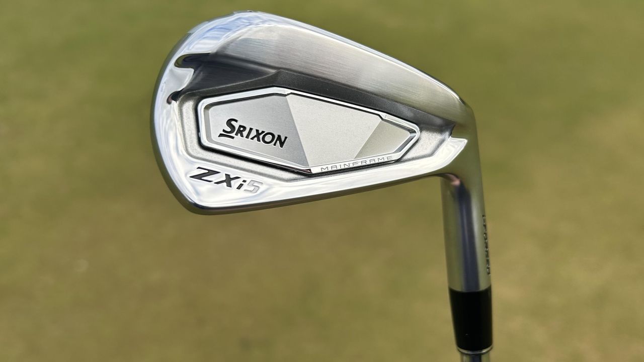 Photo of the Srixon ZXi5 Iron