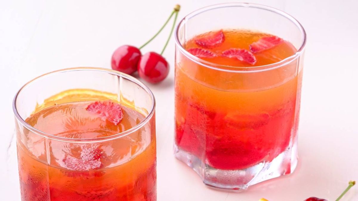 This Mocktail Will Help You Sleep