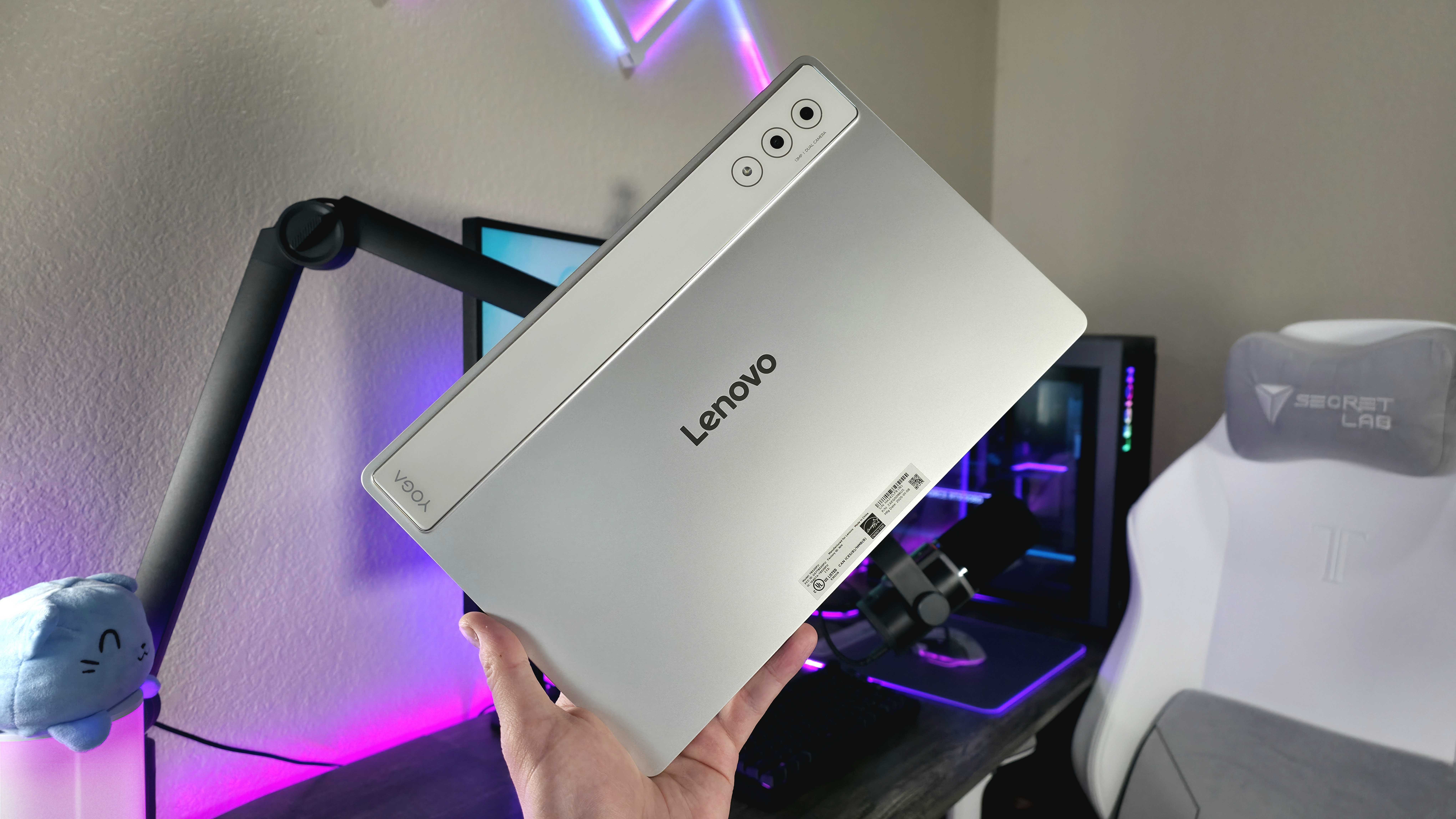 Image of the Lenovo Yoga Tab Plus (Gen 1) tablet.